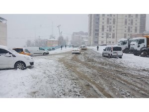 Şırnak’ta okullara kar tatili