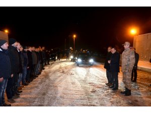 Vali Arslantaş, yılbaşına görev başındaki polis ve jandarma ekipleri ile girdi