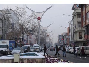 Erzincan Belediyesi aydınlatma çalışmalarına devam ediyor