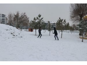 Aksaray’da eğitime kar engeli