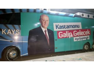 Erciyesspor’un Otobüsü Kastamonu’da seçim otobüsü oldu