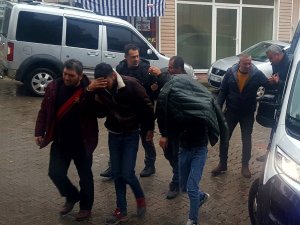 Demirci’de 4 Kişi dolandırıcılıktan tutuklandı