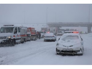 Kayseri’de ulaşıma kar engeli