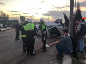 Manisa’da trafik kazası: 4’ü çocuk 9 yaralı