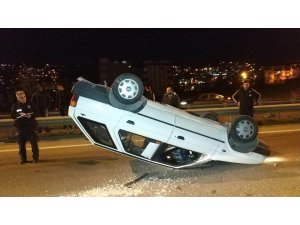 Samsun’da takla atan otomobilin sürücüsü ölümden döndü
