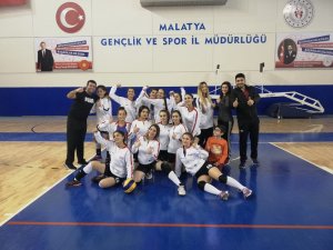 Voleybol Bayanlar bölgesel Basketbol ligi başladı