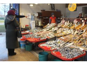 Kocaeli’de balık fiyatları cep yakıyor
