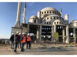 Rektör Acer, 18 Mart İÇDAŞ Ulu Camii inşaatında incelemelerde bulundu