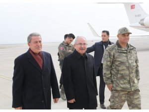 Milli Savunma Bakanı Akar Mardin’de