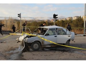Sivas’ta tır ile otomobil çarpıştı: 1 ölü, 2 yaralı
