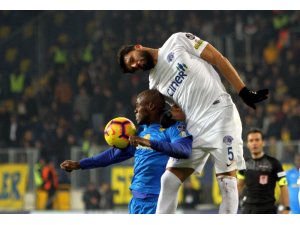 Spor Toto Süper Lig: MKE Ankaragücü: 3 - Kasımpaşa: 0 (Maç sonucu)