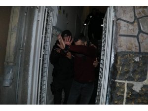 Adana’da bir kadını sevgilisi tabanca ile vurdu