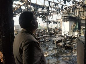 Hindistan’da otel yangını: 17 ölü