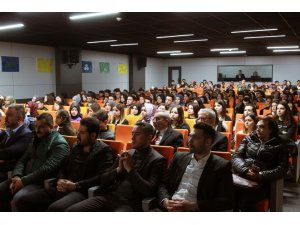 Kapadokya Üniversitesinde Doğu Türkistan meselesi konuşuldu