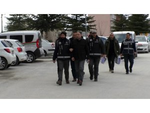 Yozgat’ta FETÖ operasyonunda 5 tutuklama