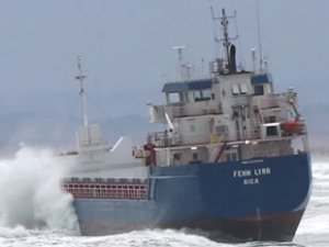 'FEHN LYRA' isimli gemi, Karadeniz'de karaya oturdu