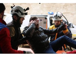 Suriye rejim güçleri İdlib’in doğusunu bombaladı, ölü ve yaralılar var