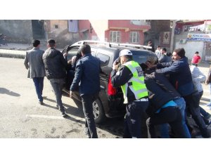 Diyarbakır’da zincirleme trafik kazası: 2 yaralı