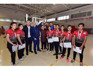 Osmaniye’de voleybol birinciliği sona erdi