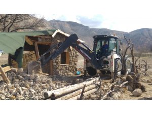Kapadokya’da yıkımlar devam ediyor