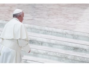 Papa, çocuk istismarını görüşmek üzere 190 piskoposu Vatikan’da topladı