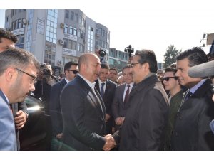 Dışişleri Bakanı Çavuşoğlu Kuşadası’nda