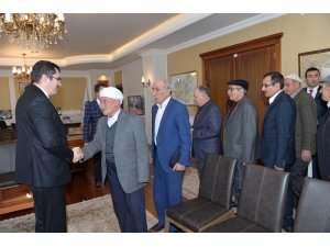 Karaçoban’ın kanaat önderlerinden Vali Memiş’e ziyaret