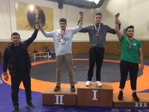 Kızılcahamam Anadolu İmam Hatip Lisesi güreş takımı şampiyon oldu