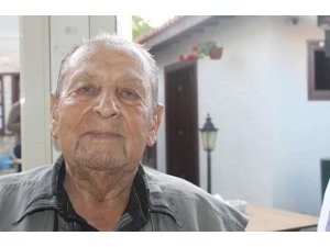 Kuşadası’nın efsane turizmci esnafı 94 yaşında hayatını kaybetti