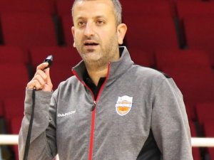 Büyükçekmece Basketbol Serhat Şehit ile devam kararı aldı