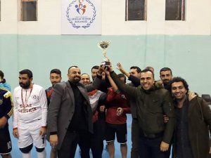 Kurumlar Arası Futbol Turnuvası’nda şampiyon Dicle Elektrik