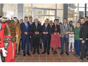 "Müzede Geleneksel Dokunuşlar" sergisi açıldı
