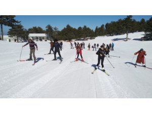 Gediz MYO’da kayak etkinliği