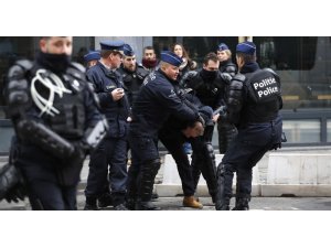 Sarı Yelekliler Brüksel’de toplandı, polis müdahale etti