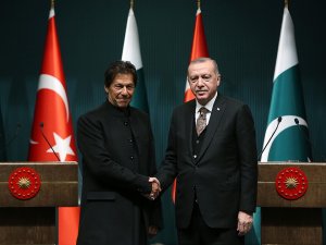 Pakistan Başbakanı Han Erdoğan'dan yardım isteyecek