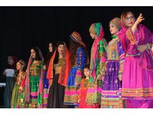 Afganlar ülkelerinin kültürünü tanıttı