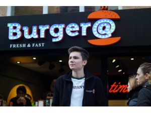 Ünlü YouTube fenomeni Furkan Yaman ticarete atıldı