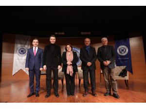 Gazeteci Ersoy: "Tek bir kaynakla gerçekleri öğrenemezsiniz”