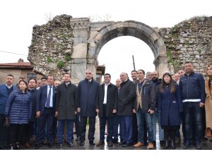 Kültür ve Turizm Bakanı Ersoy Milas’ı ziyaret etti