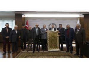 Şoförler ve Otomobilciler Odası Başkanı Ali Ateş ve yönetimi Başkan Çelik’i ziyaret etti