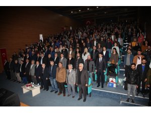 AİÇÜ’de “Milletin Sesi Mehmet Akif Ersoy ve İstiklal Marşımız” konferansı
