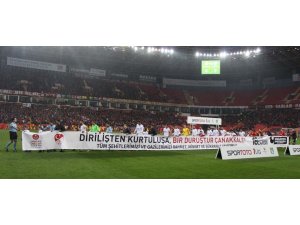 Spor Toto 1. Lig: Eskişehirspor: 2 - Altınordu: 4