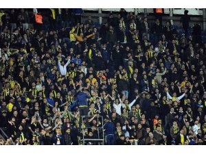 Taraftardan Sivassporlu futbolculara alkış