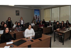 Gaziantep’te "Geleceği Yazan Kadınlar" Projesi Başladı