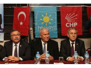 CHP Efeler adayı Fatih Atay, seçim çalışmalarını sürdürüyor