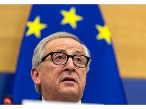 AB Komisyonu Başkanı Juncker: "Bu haftaki AB zirvesinde Brexit ertelemesi görüşülecek gibi görünmüyor"