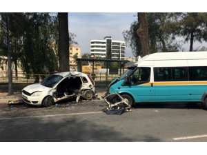 İzmir’de minibüs otomobile çarptı: 1 ölü, 11 yaralı