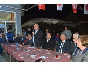 Başkan Özakcan çalışmalarını Yeniköy’de sürdürdü