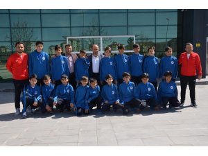 Alt Yapı Futbol Takımı Adana’ya gitti