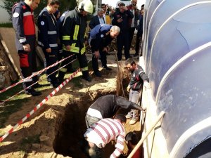 Yabancı uyruklu işçi çöken otopark inşaatının altında kaldı